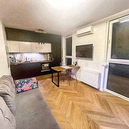 Garden Apartment Self Check-In - Bezkluczowy Dostep W 10 Minut O Kazdej Porze Краков Экстерьер фото